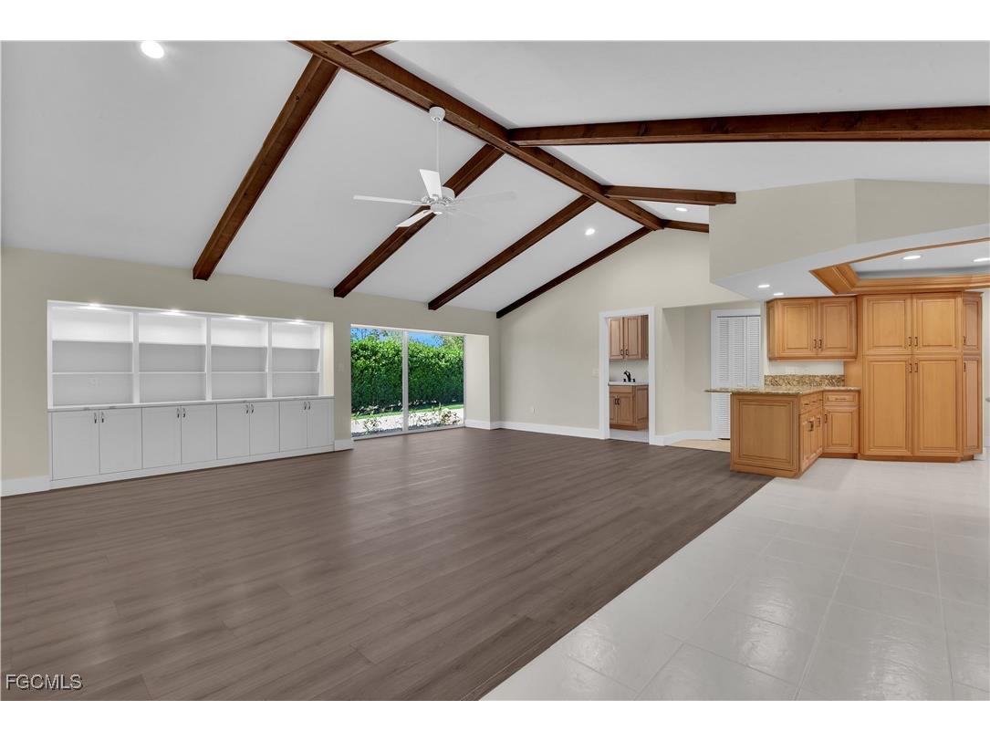 491 Cypress Way E Naples FL 34110 2025012589 image4