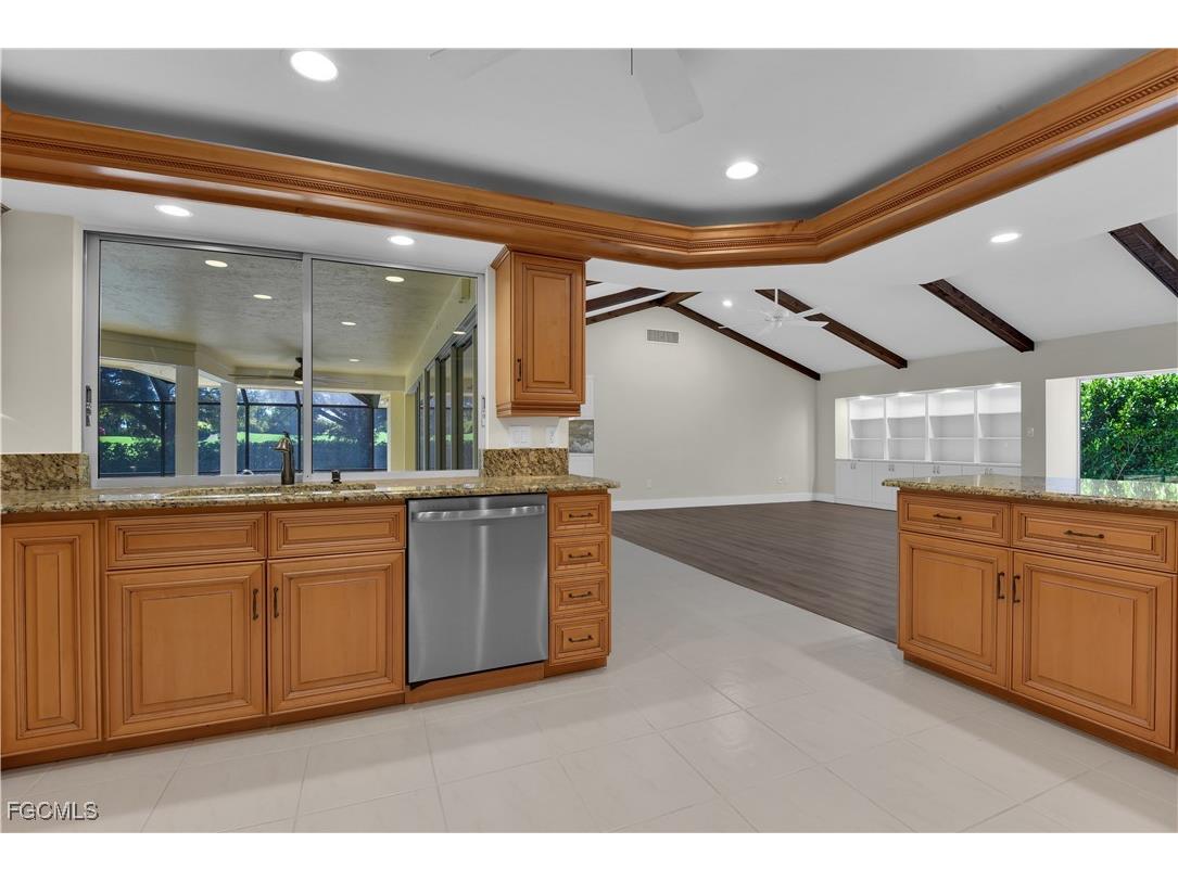 491 Cypress Way E Naples FL 34110 2025012589 image9