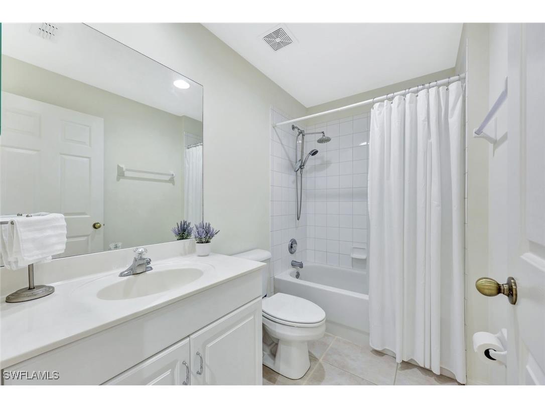 4910 Europa Drive Naples FL 34105 225073210 image18