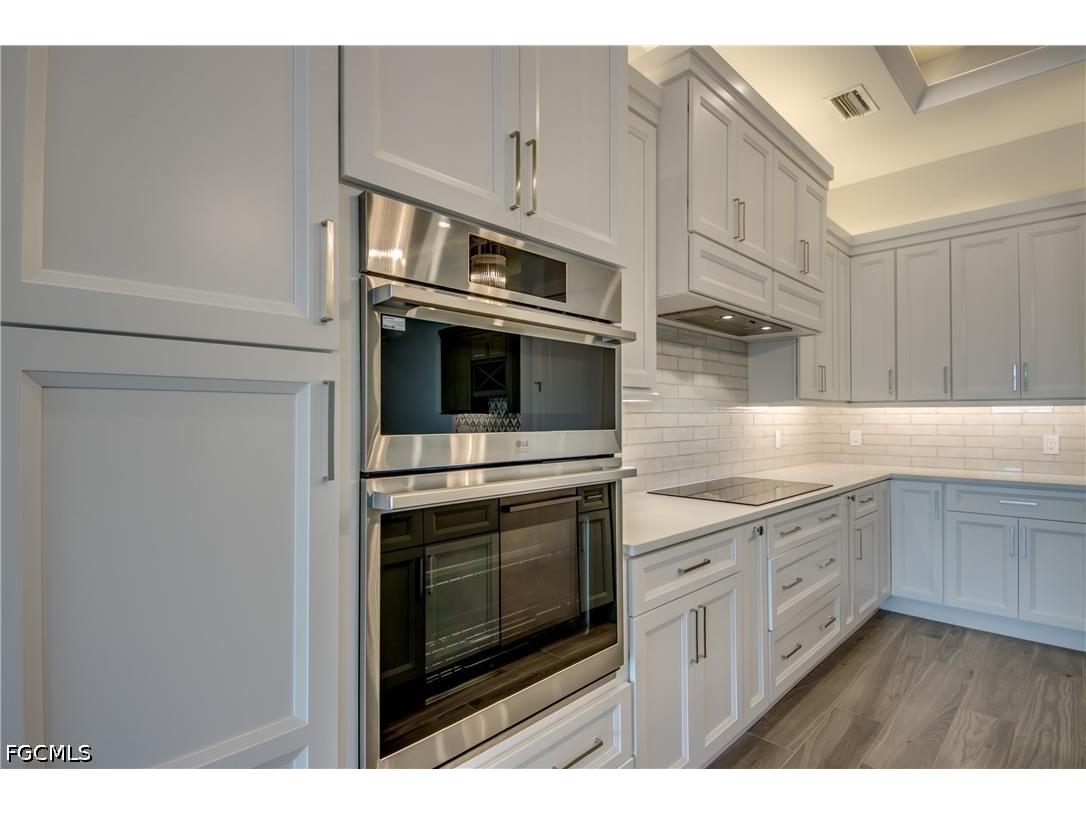 4910 SW 2nd Avenue Cape Coral FL 33914 2026014027 image20