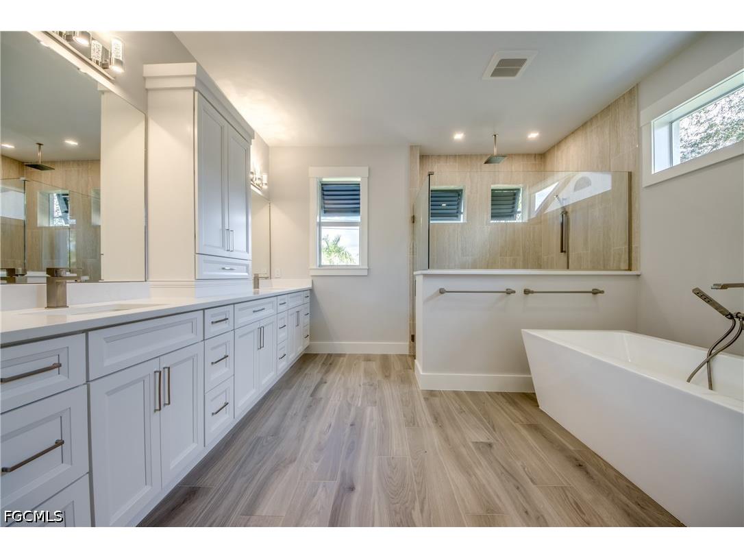 4910 SW 2nd Avenue Cape Coral FL 33914 2026014027 image45