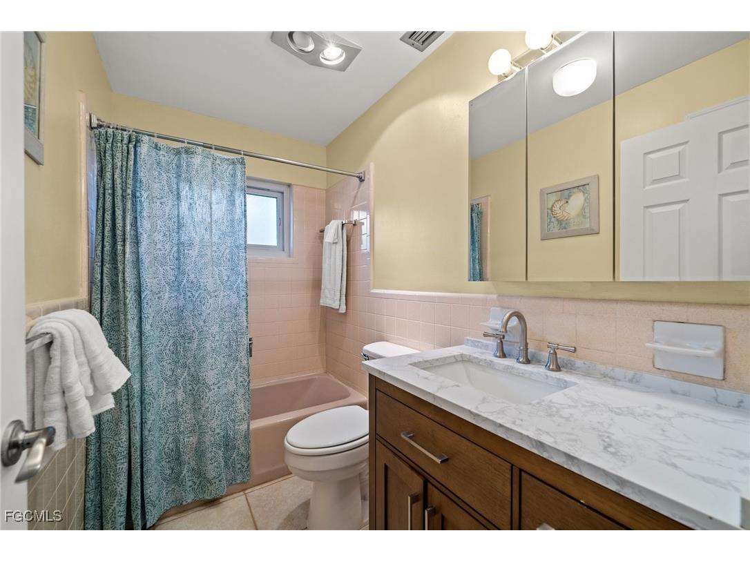 4910 Sorrento Court Cape Coral FL 33904 2025015040 image30