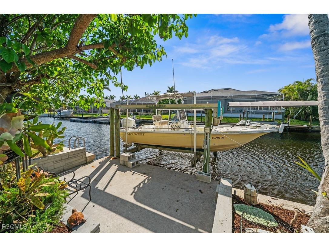 4910 Sorrento Court Cape Coral FL 33904 2025015040 image33