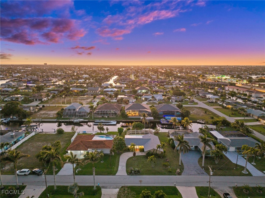 4910 Sorrento Court Cape Coral FL 33904 2025015040 image43