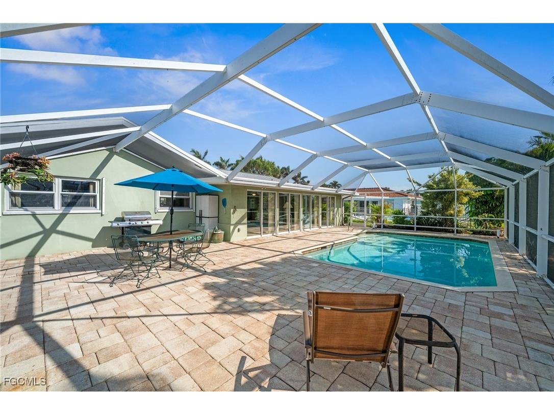 4910 Sorrento Court Cape Coral FL 33904 2025015040 image7