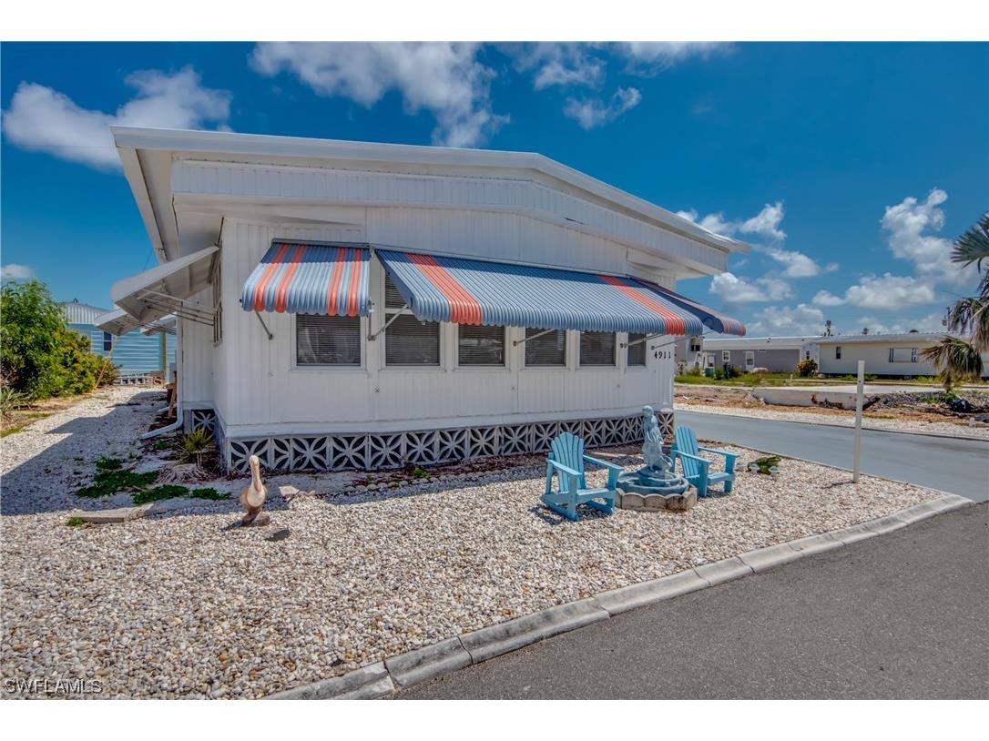 4911 Gulfgate Lane Saint James City FL 33956 223024469 image1