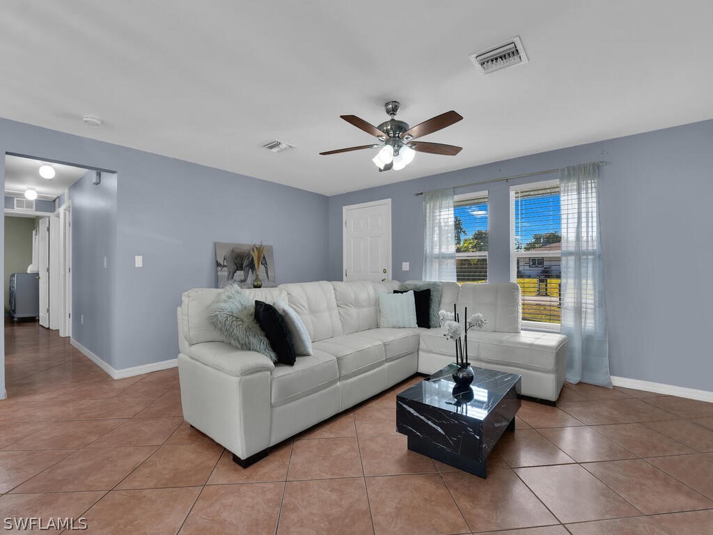 4913 22nd Pl Sw Naples FL 34116 226008493 image2