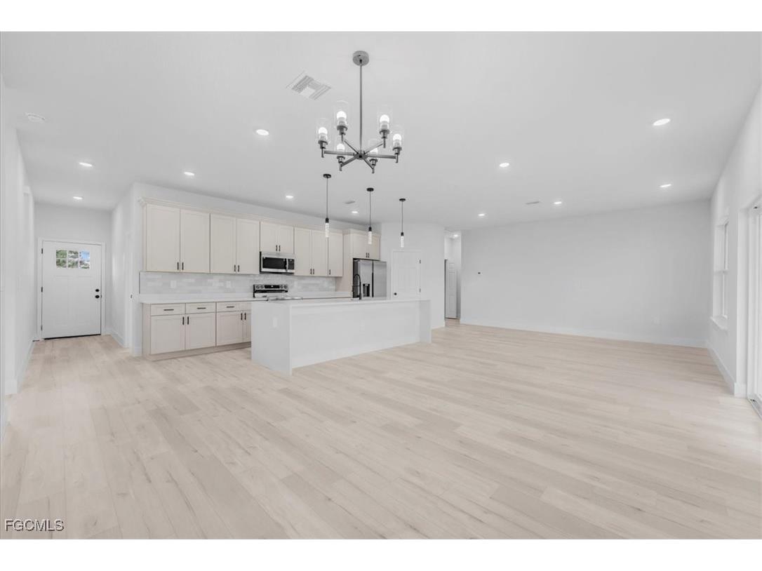 4913 San Ignacio Drive Sebring FL 33872 2025019580 image2