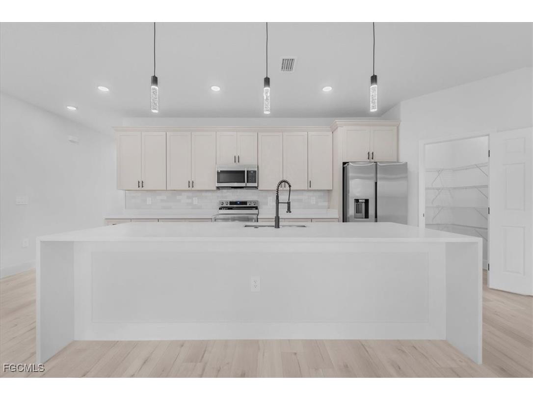 4913 San Ignacio Drive Sebring FL 33872 2025019580 image7