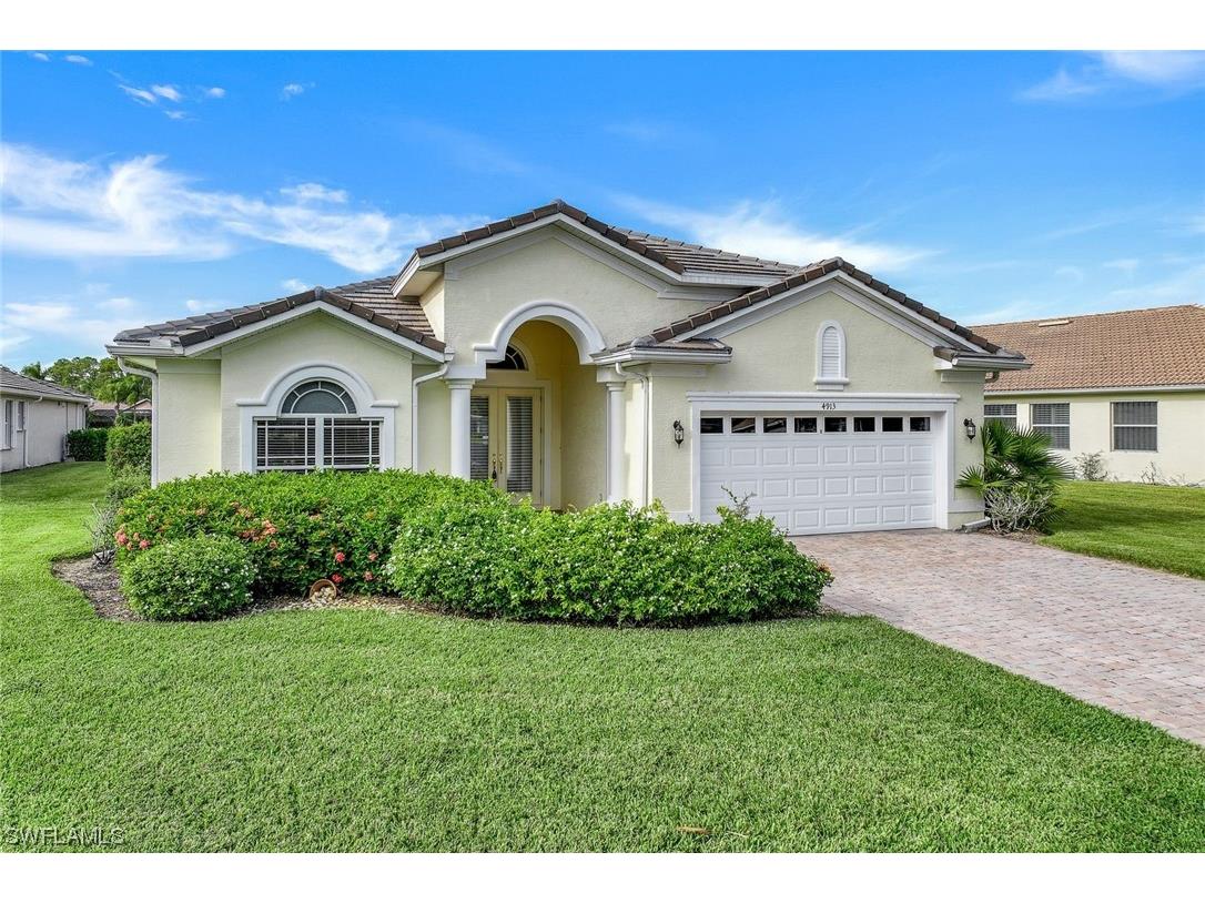 4913 Sedgewood Lane Naples FL 34112 223074932 image1