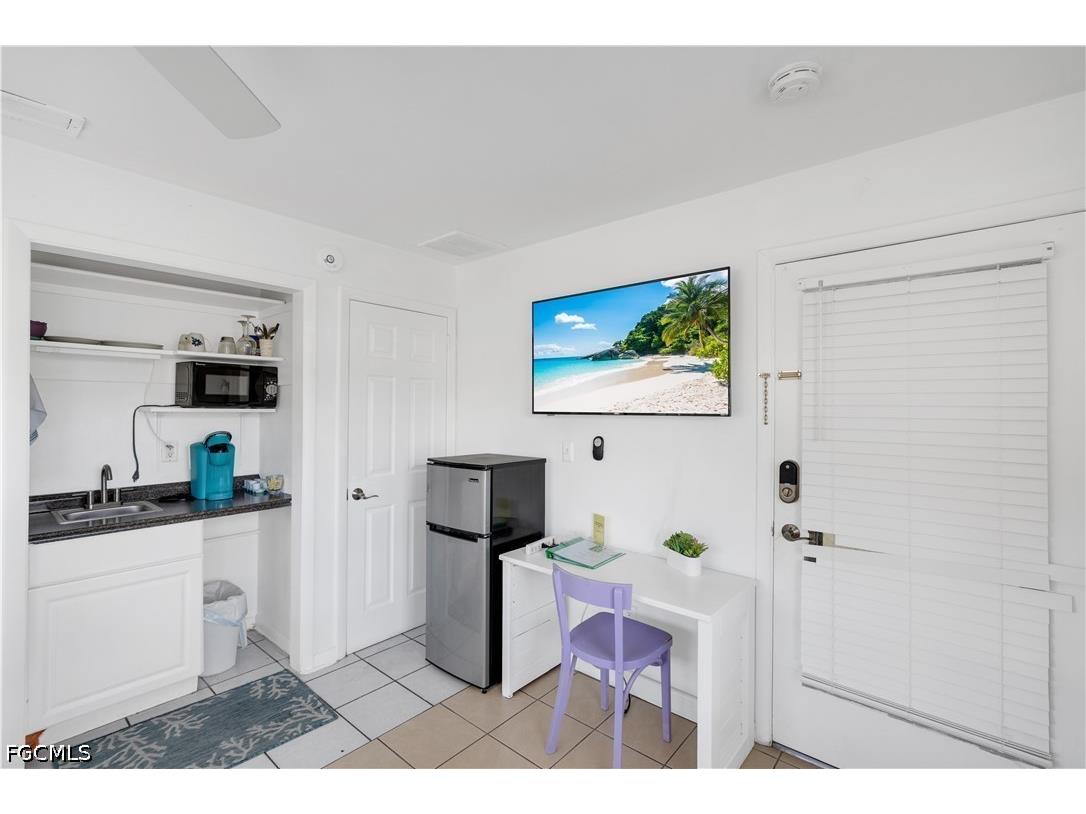 4913 Vincennes Street #1 Cape Coral FL 33904 2026025086 image9