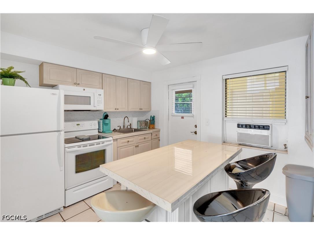 4913 Vincennes Street #2 Cape Coral FL 33904 2026025087 image10