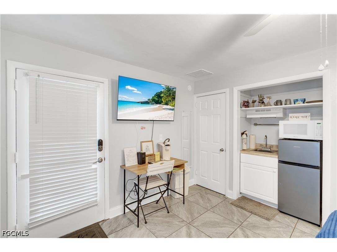 4913 Vincennes Street #4 Cape Coral FL 33904 2026025089 image10