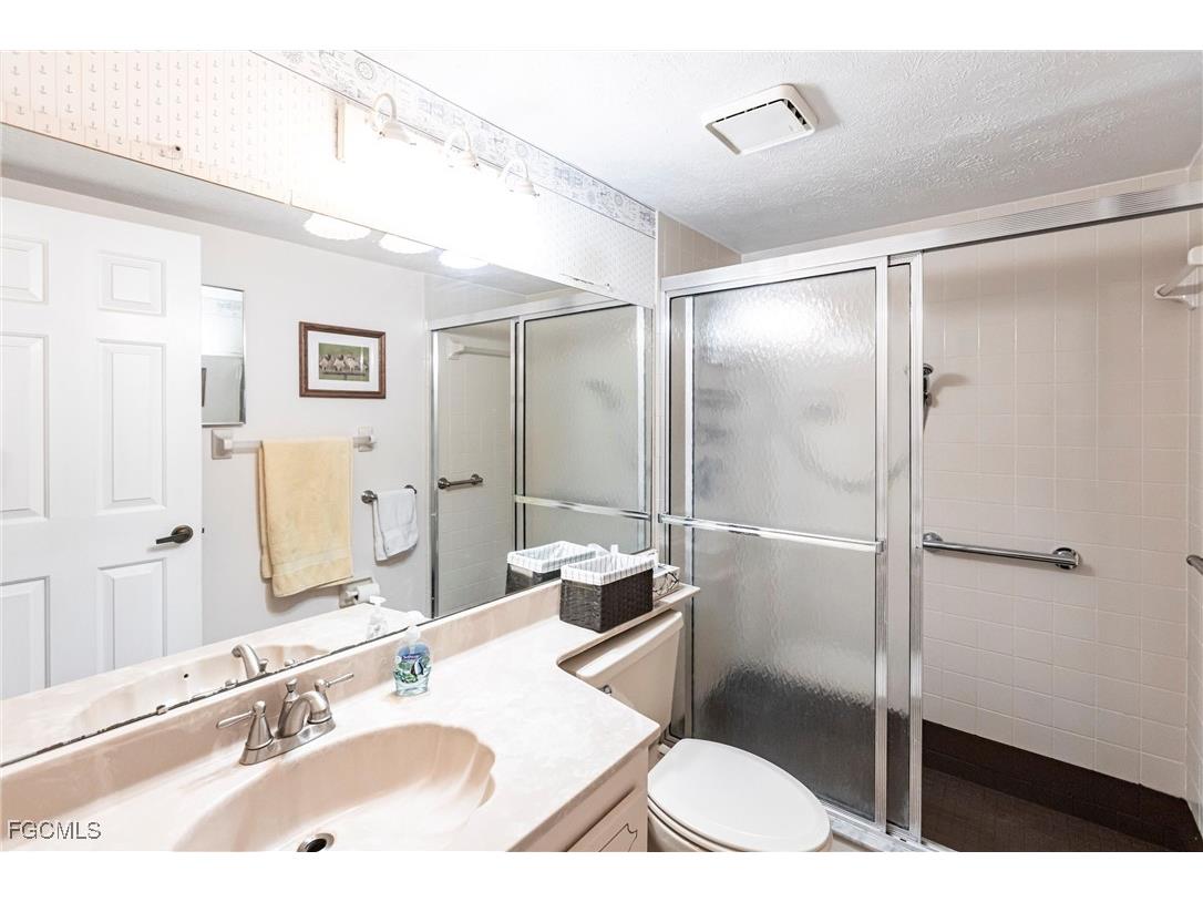 4914 Tudor Drive #102 Cape Coral FL 33904 2025020391 image16