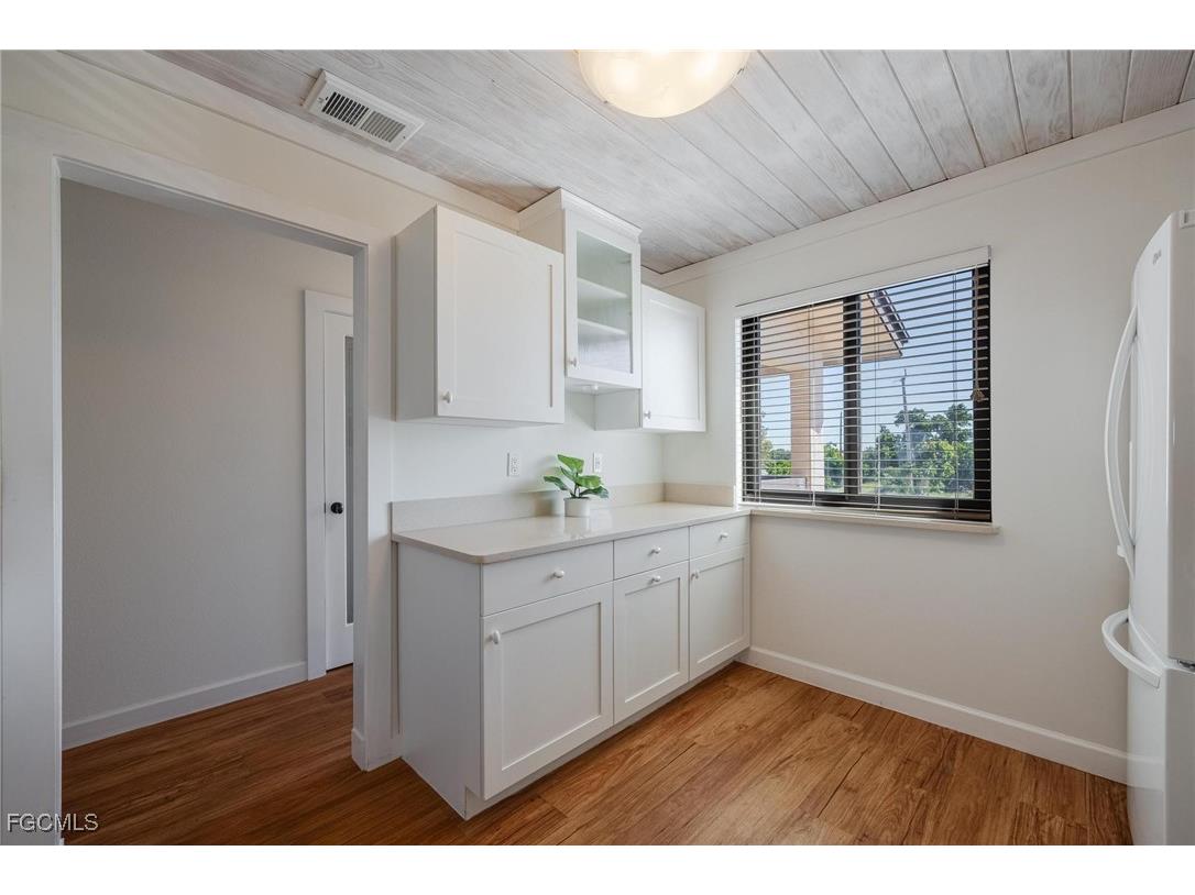 4914 Tudor Drive #203 Cape Coral FL 33904 2025018217 image14