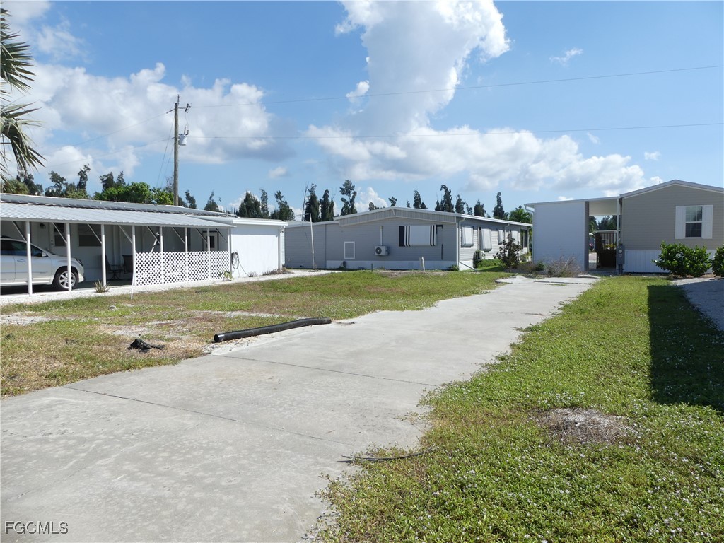 4915 Gulfgate Lane Saint James City FL 33956 2025016452 image2