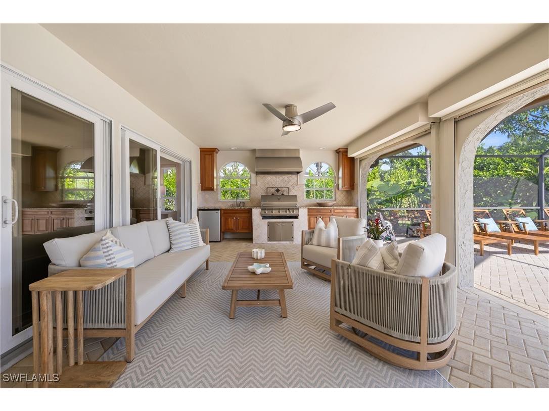 4916 Crayton Road Naples FL 34103 226005027 image2