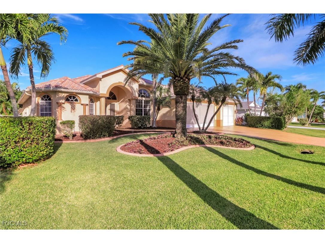 4918 SW 27th Avenue Cape Coral FL 33914 2025013900 image1