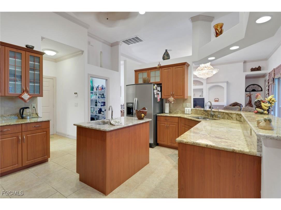 4918 SW 27th Avenue Cape Coral FL 33914 2025013900 image12