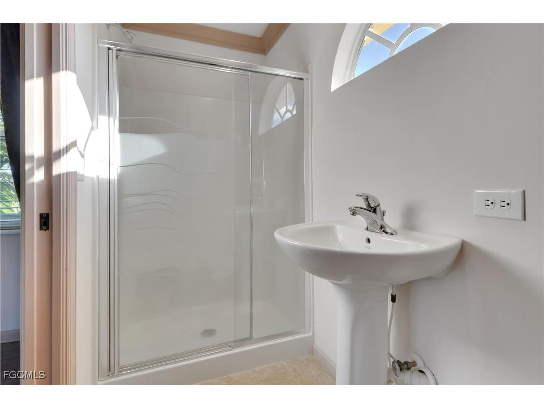 4918 SW 27th Avenue Cape Coral FL 33914 2025013900 image28