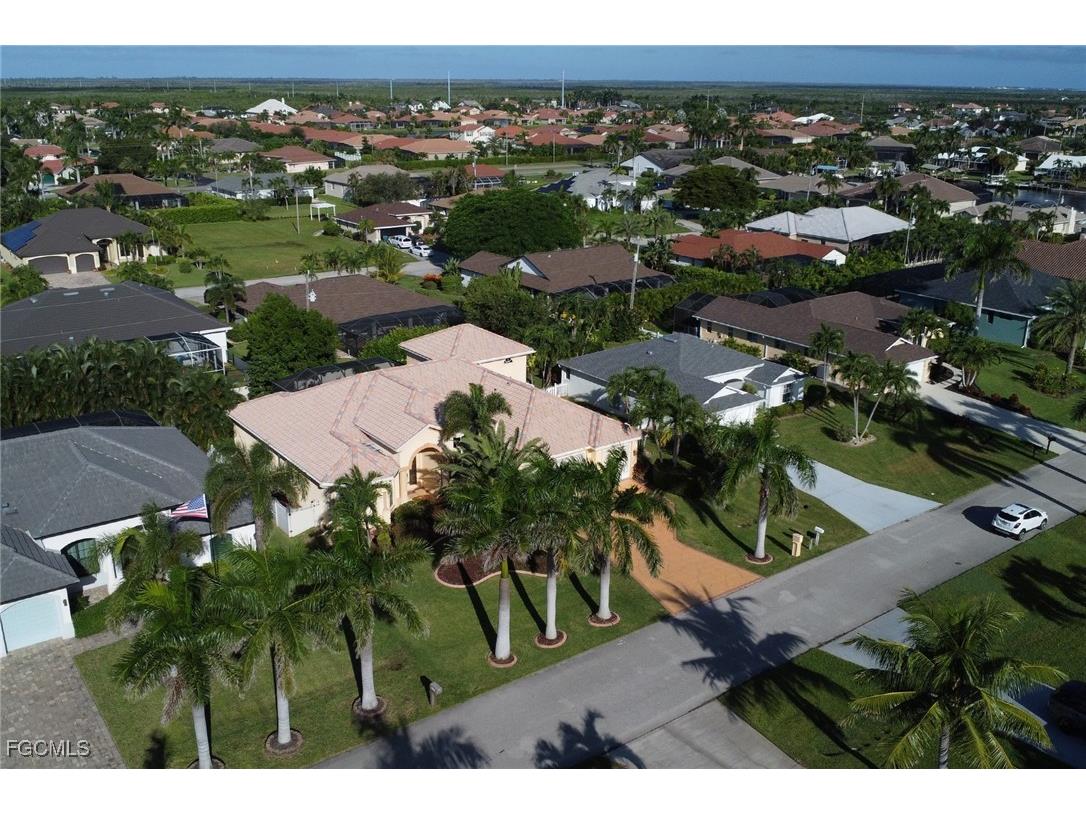 4918 SW 27th Avenue Cape Coral FL 33914 2025013900 image48