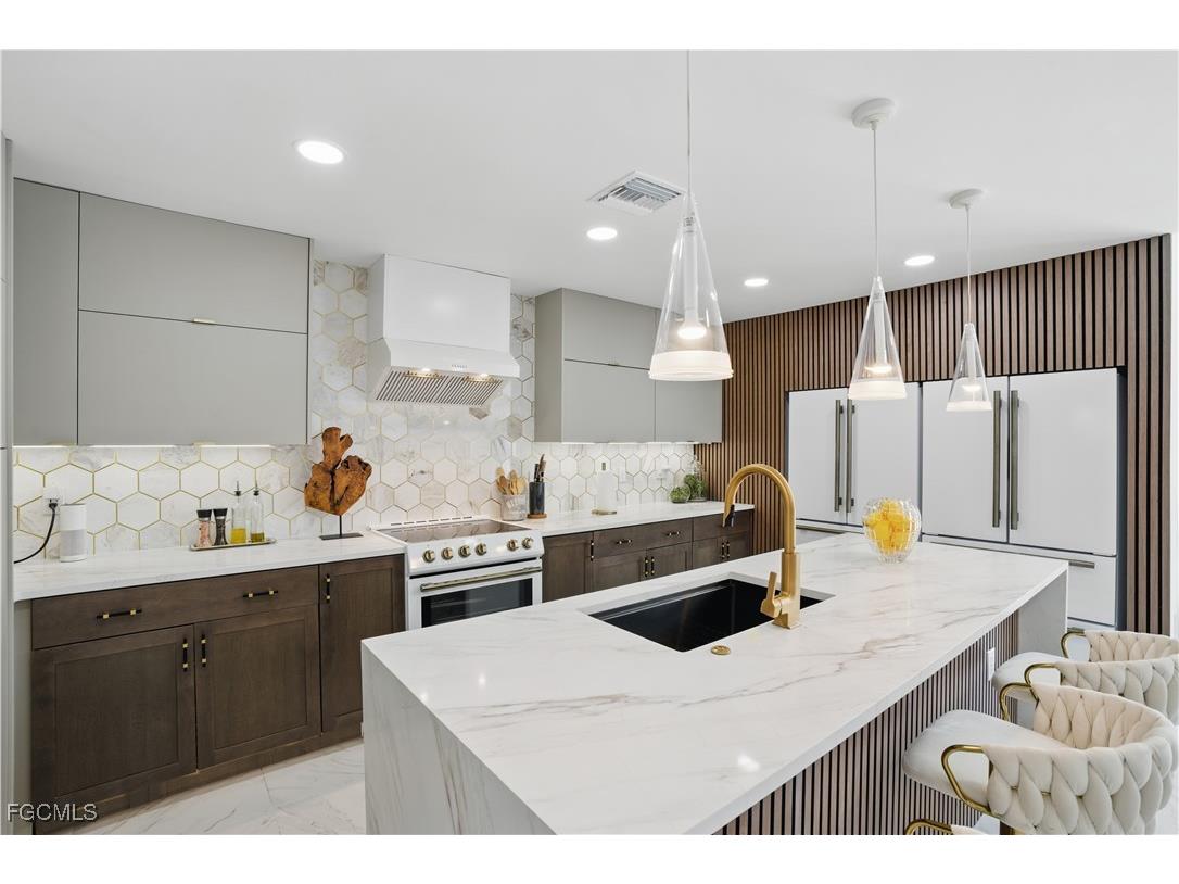 4918 Triton Court W Cape Coral FL 33904 2025019705 image17