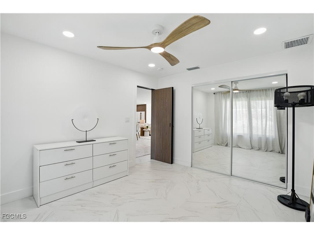 4918 Triton Court W Cape Coral FL 33904 2025019705 image32