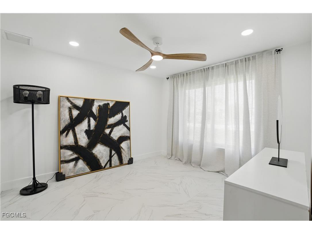 4918 Triton Court W Cape Coral FL 33904 2025019705 image33