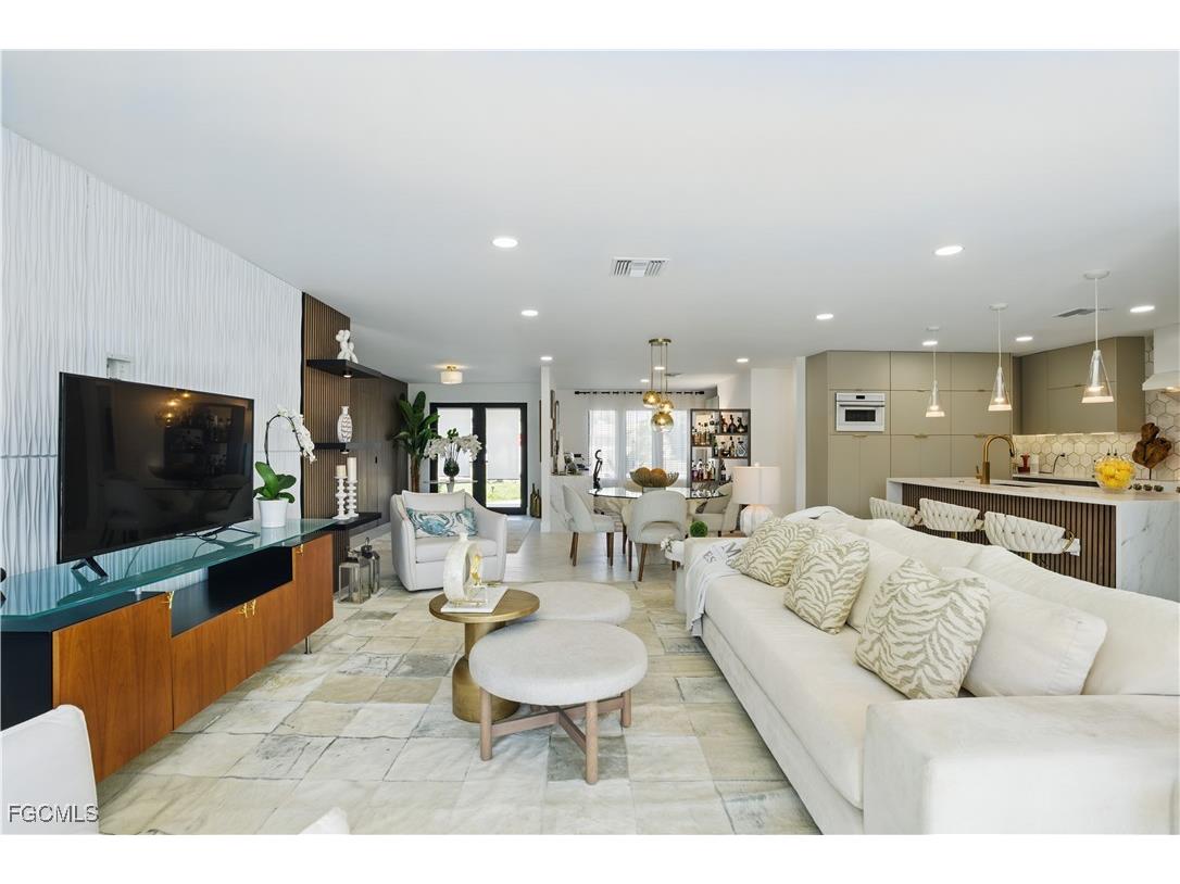 4918 Triton Court W Cape Coral FL 33904 2025019705 image9