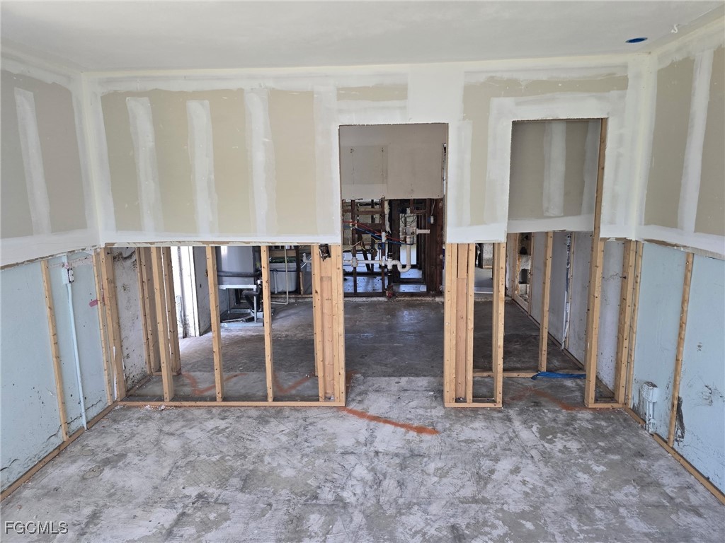 4919 E Riverside Drive Fort Myers FL 33905 2025001493 image10