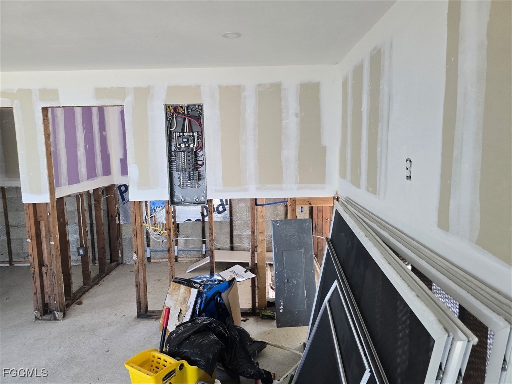 4919 E Riverside Drive Fort Myers FL 33905 2025001493 image11