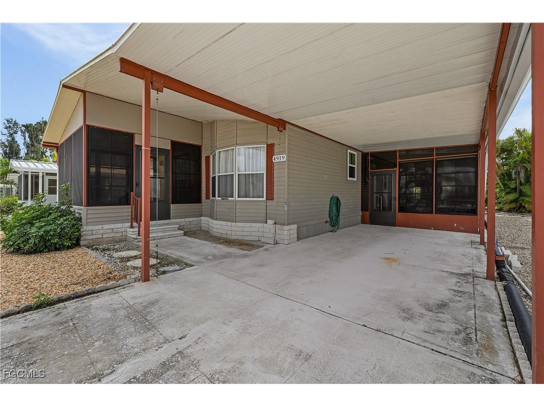 4919 Mullette Lane Saint James City FL 33956 2025013799 image2