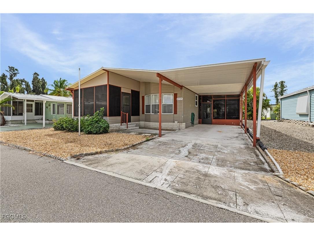 4919 Mullette Lane Saint James City FL 33956 2025013799 image25