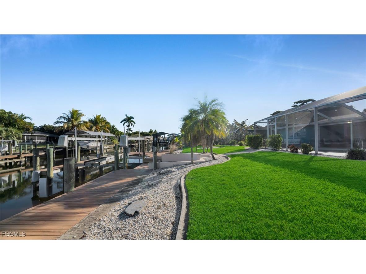 4919 SW 3rd Avenue Cape Coral FL 33914 2026003580 image10