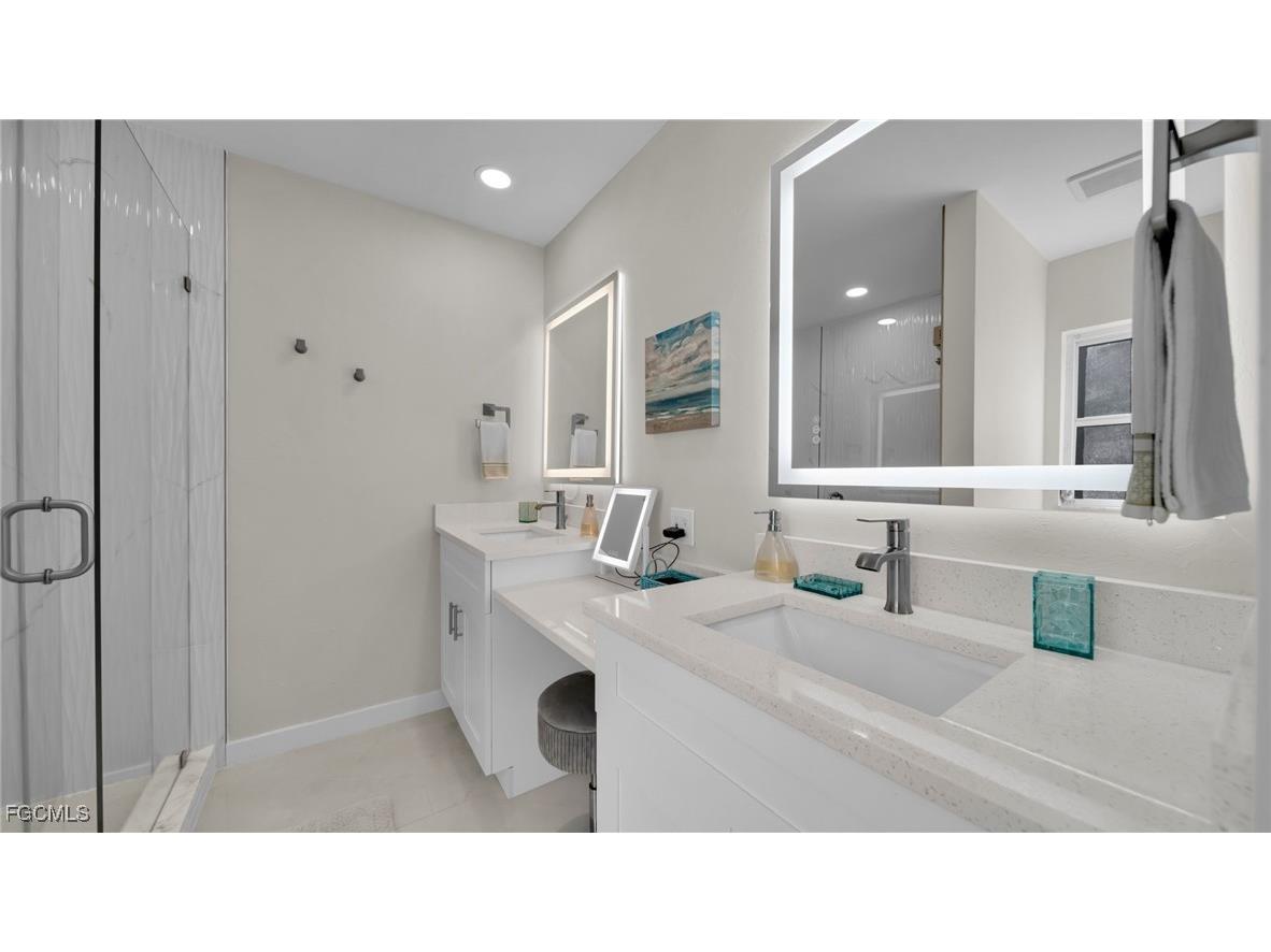 4919 SW 3rd Avenue Cape Coral FL 33914 2026003580 image33