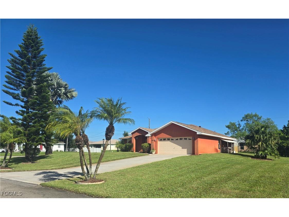 4920 Brookfield Street Lehigh Acres FL 33971 2025010440 image1