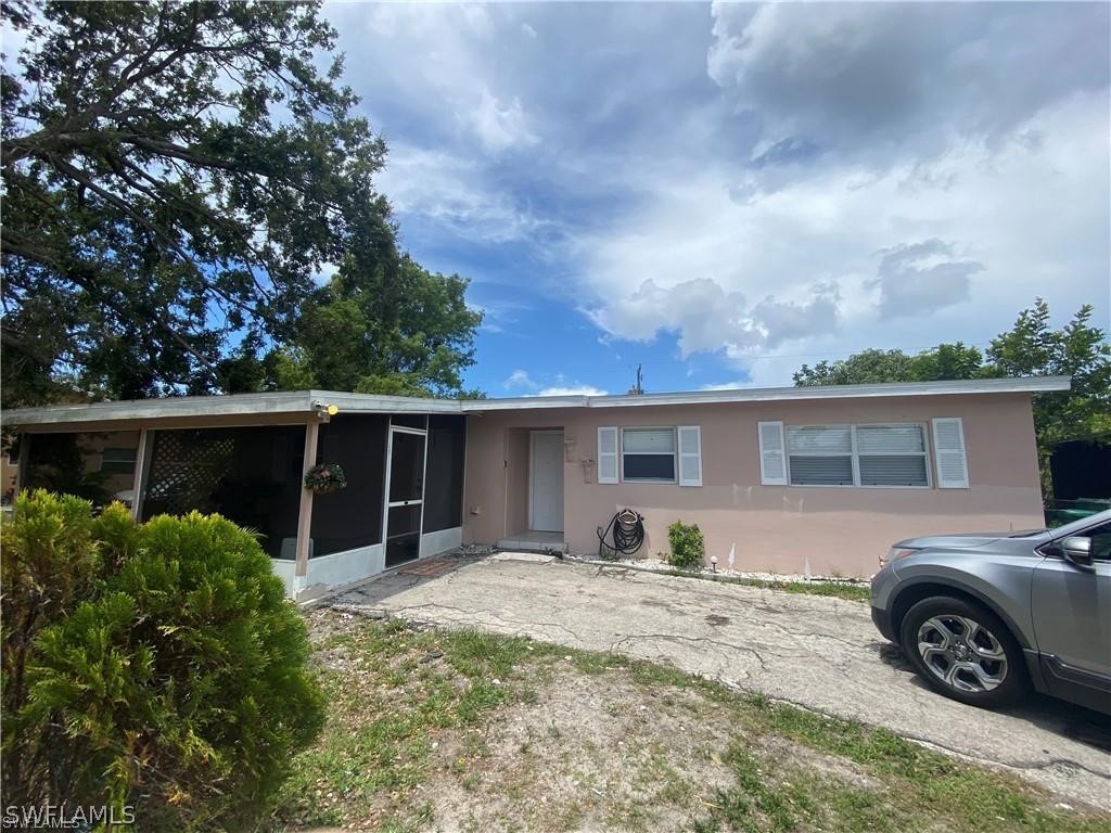 4920 Cortez Circle Naples FL 34112 226007733 image1