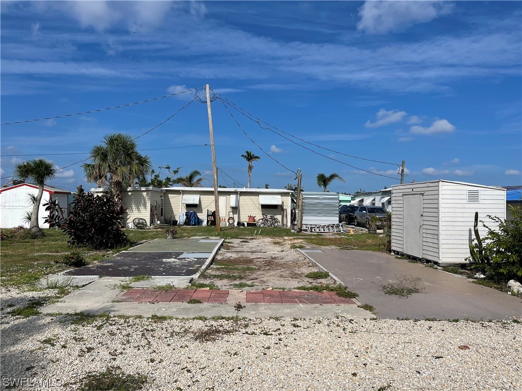 4920 Flamingo Drive Saint James City FL 33956 223047508 image1