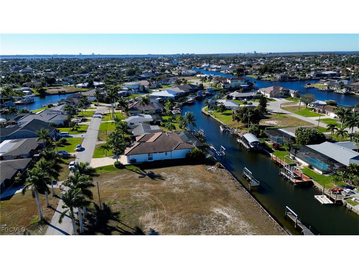 4920 Seville Court Cape Coral FL 33904 2026003857 image7