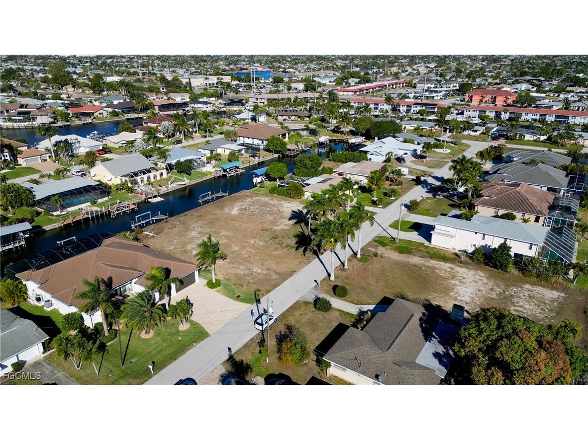 4920 Seville Court Cape Coral FL 33904 2026003857 image8
