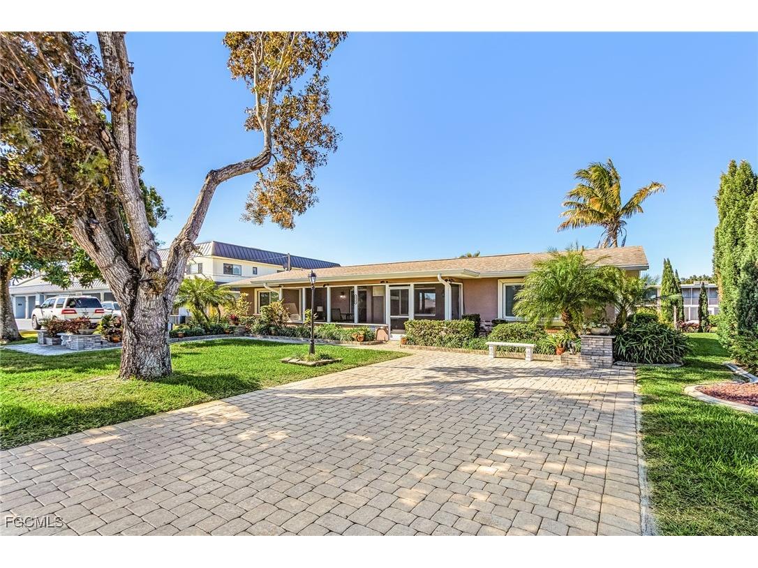 4920 Viceroy Street Cape Coral FL 33904 2025019749 image2