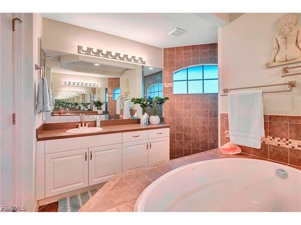 4921 Sorrento Court Cape Coral FL 33904 2026008292 image29