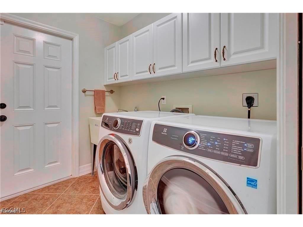 4921 Sorrento Court Cape Coral FL 33904 2026008292 image33