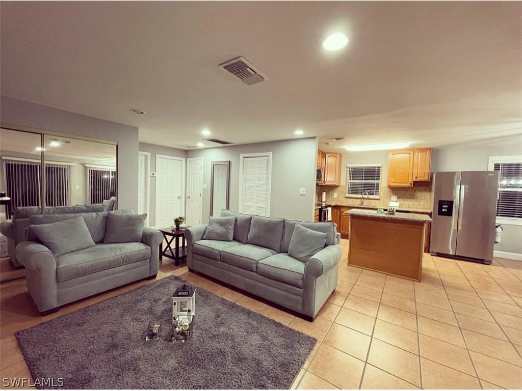 4921 Teak Wood Drive Naples FL 34119 226010138 image2