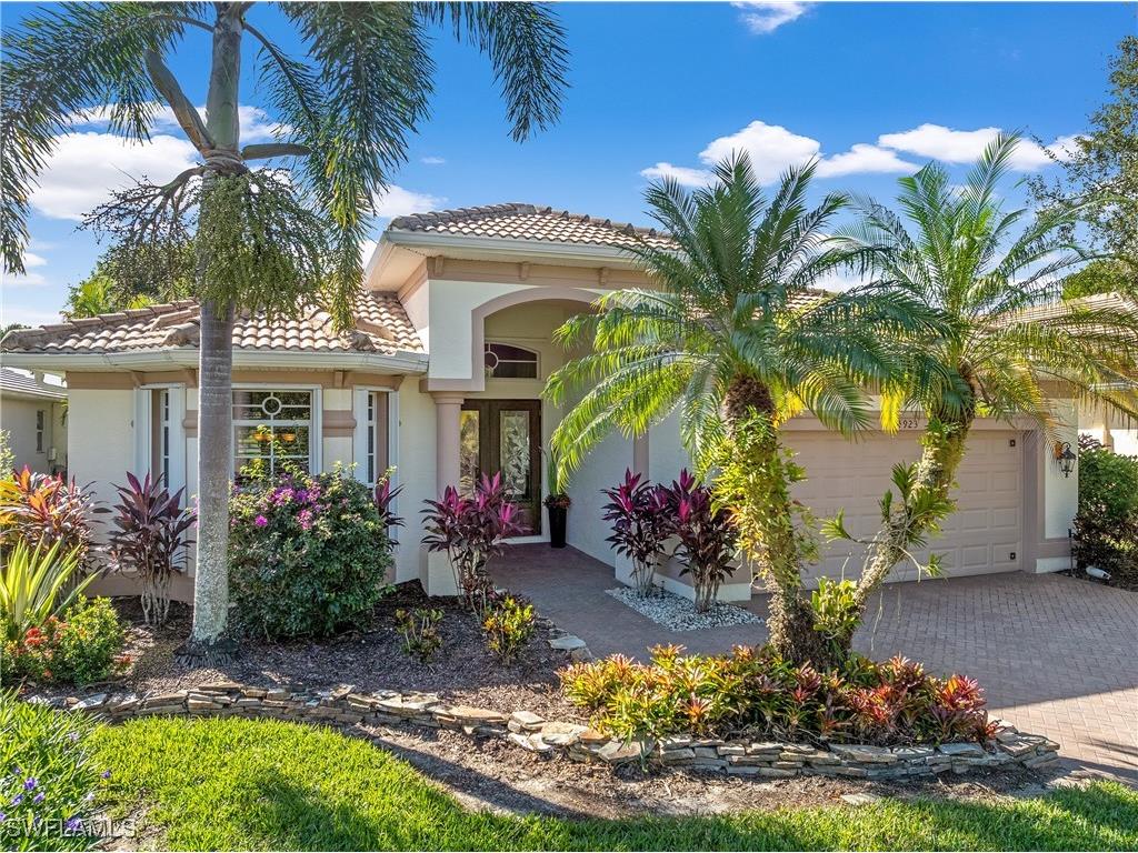 4923 Cerromar Drive Naples FL 34112 225077906 image2