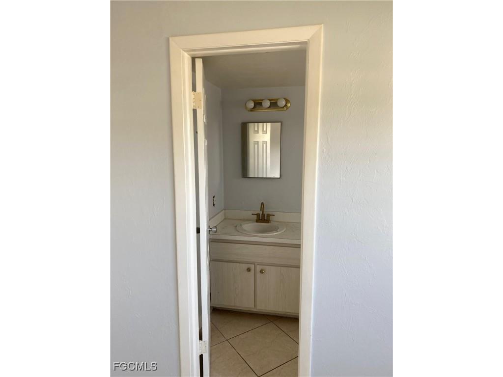 4923 Vincennes Court #4 Cape Coral FL 33904 2025021669 image11