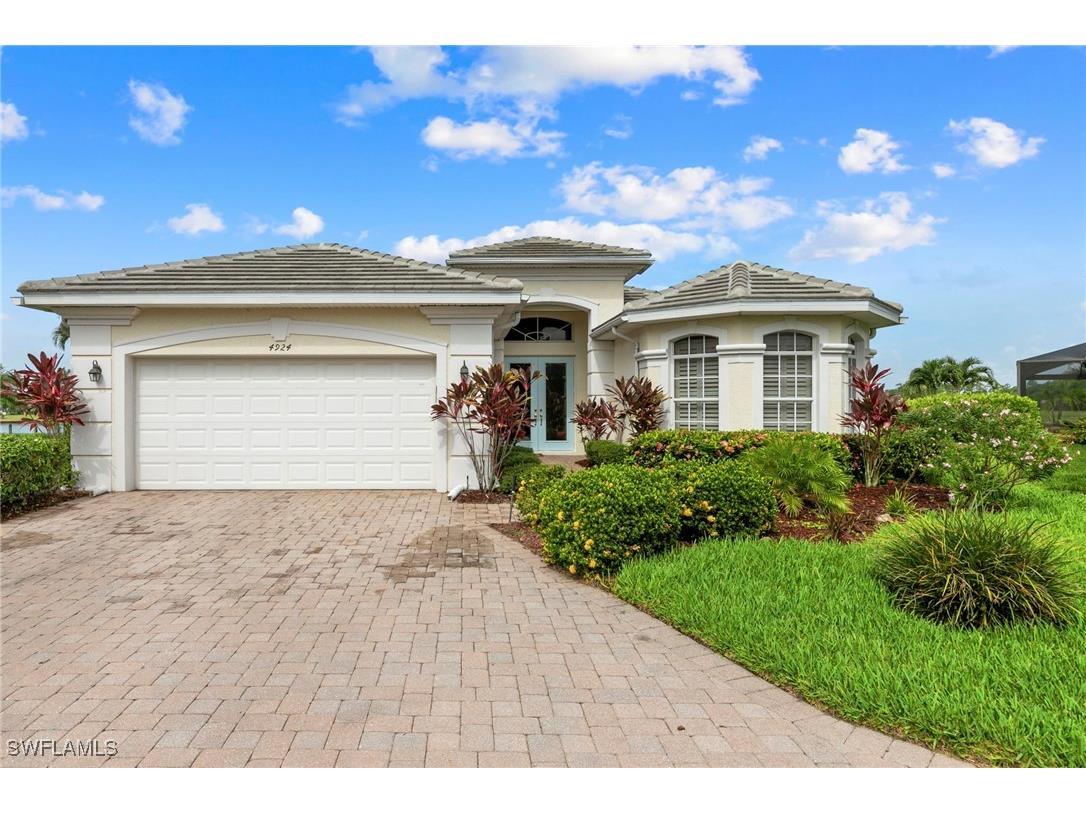 4924 Sedgewood Lane Naples FL 34112 225031190 image2