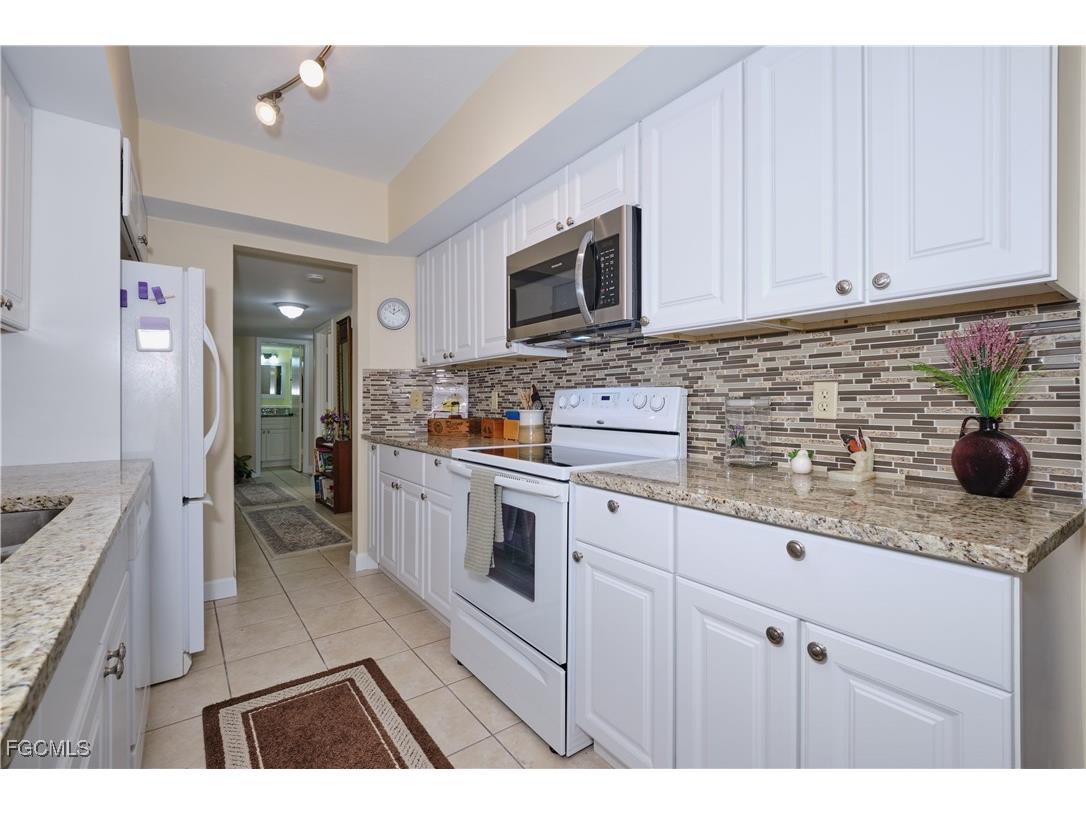 4924 Viceroy Street #B1 Cape Coral FL 33904 2025014038 image15