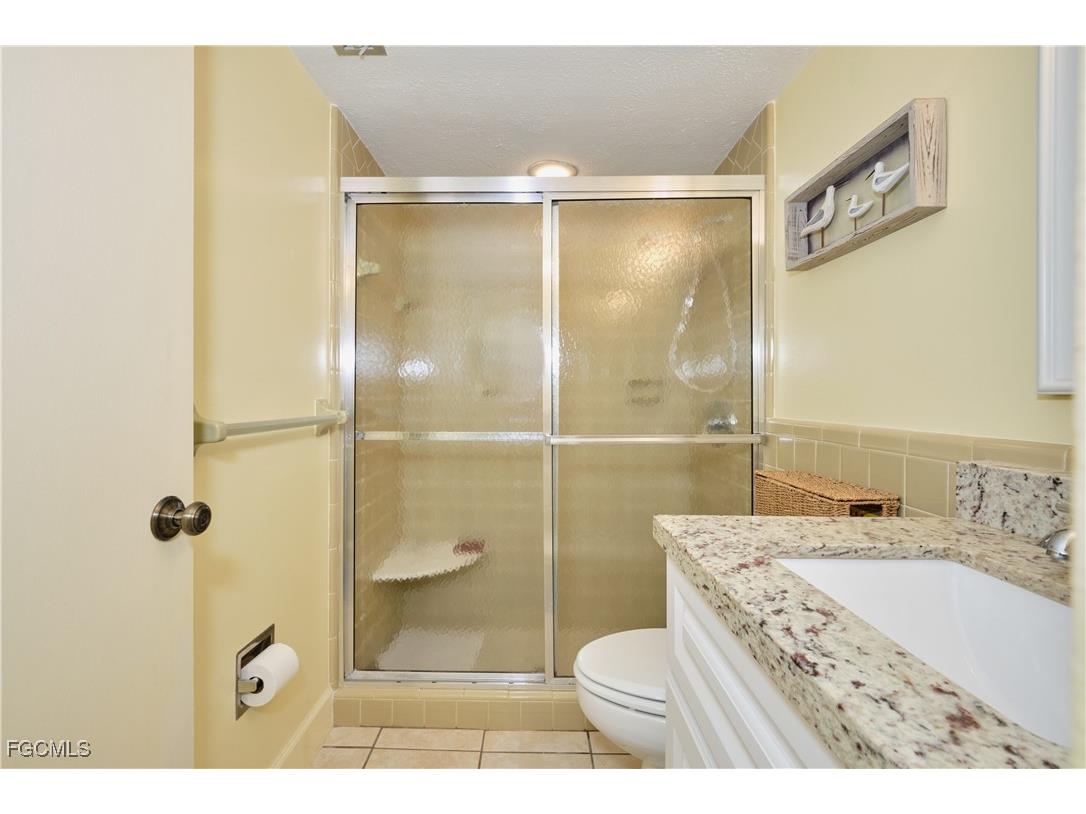 4924 Viceroy Street #B1 Cape Coral FL 33904 2025014038 image23