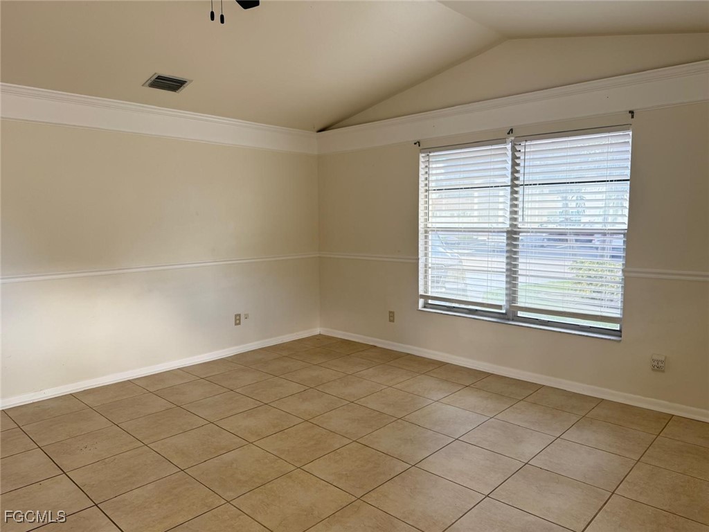 4926 Vincennes Court #5 Cape Coral FL 33904 2025007216 image4